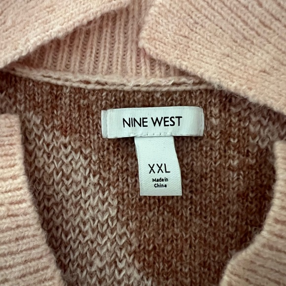 Nine West - retro feeling animal print blush color sweater - Picture 7 of 10